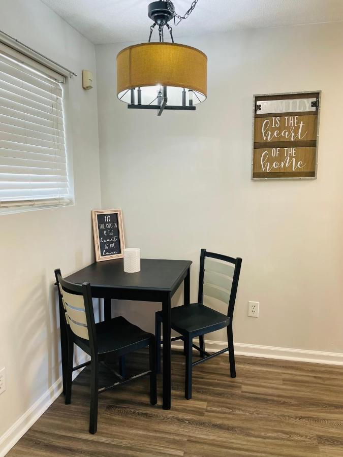 Spacious 1King Bd/2Queen Bd/* 1 Mile From I-85 Lexington Exteriör bild