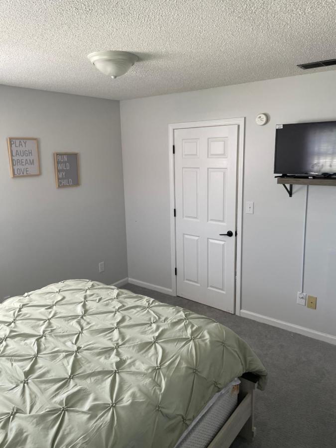 Spacious 1King Bd/2Queen Bd/* 1 Mile From I-85 Lexington Exteriör bild