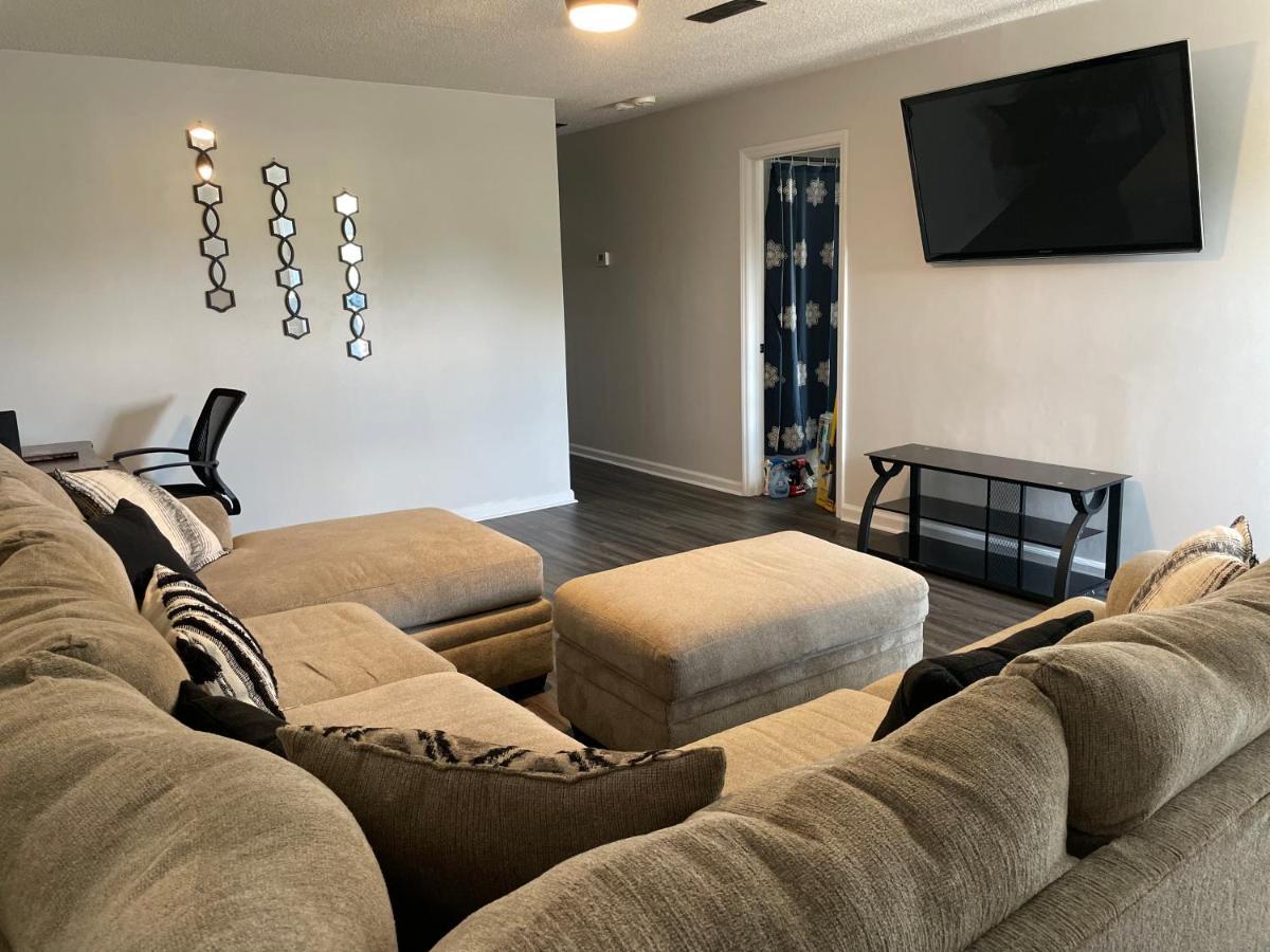 Spacious 1King Bd/2Queen Bd/* 1 Mile From I-85 Lexington Exteriör bild